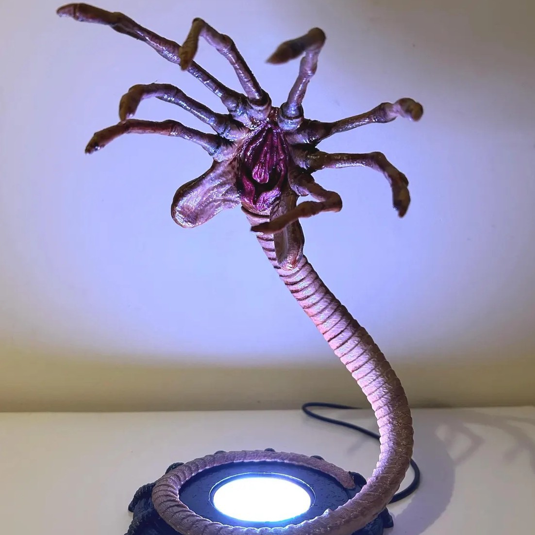 Home Lighting And Decor - Alien Facehugger Lamp Nachtlampje, knipperend Halloween-pompoendecor