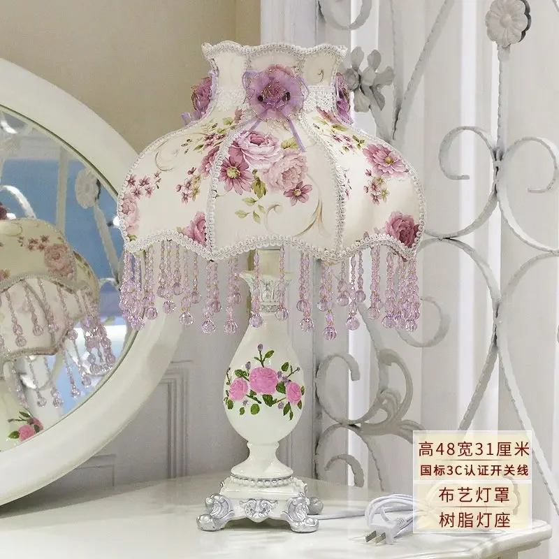 Nordic Princess Vintage tafell - Decor Lighting The Parade recensie en prijs