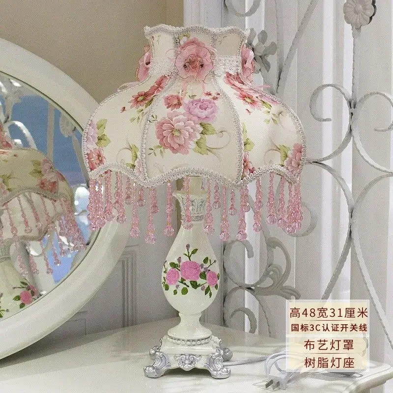 Nordic Princess Vintage tafell - Decor Lighting The Parade recensie en prijs