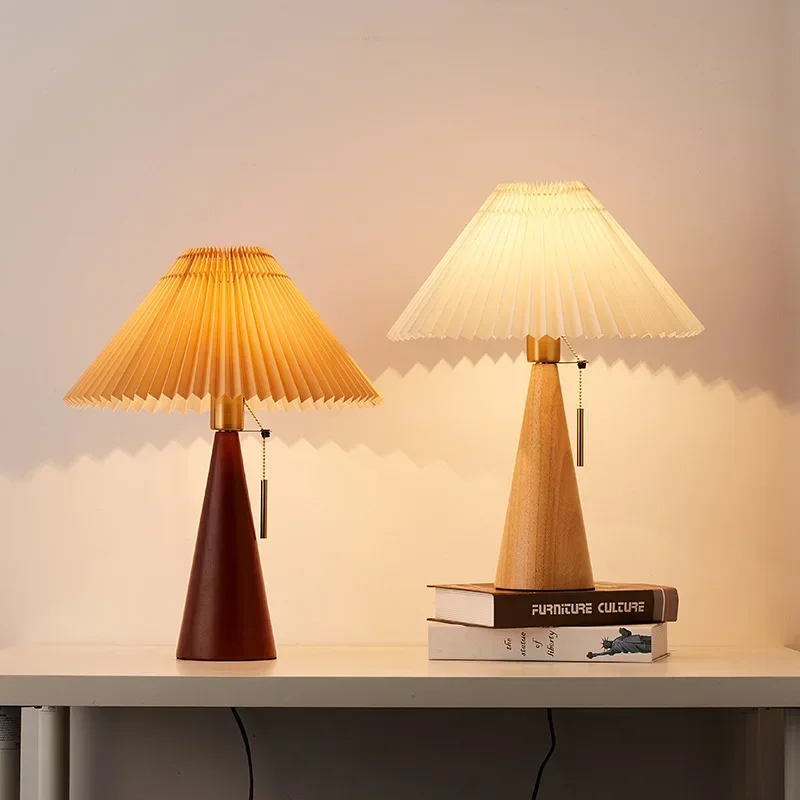 Retro geplooide tafellamp Scan - Home Lighting And Decor recensie en prijs