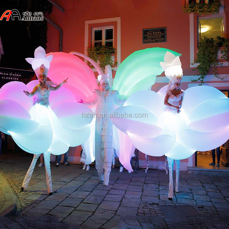 Fancy wit opblaasbaar bloemenk - Decor Lighting The Parade recensie en prijs