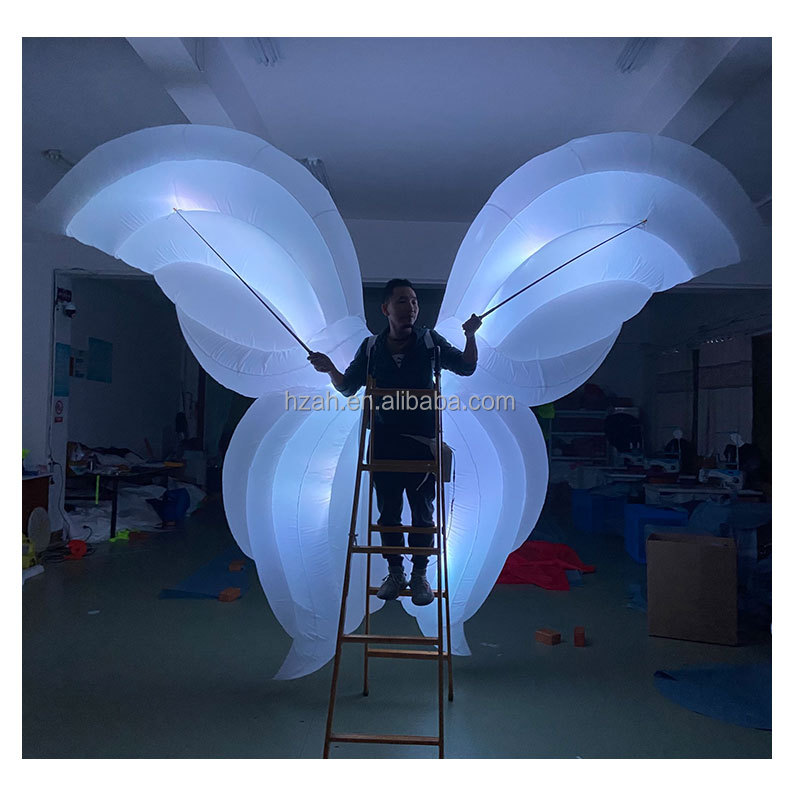 Fancy wit opblaasbaar bloemenk - Decor Lighting The Parade recensie en prijs